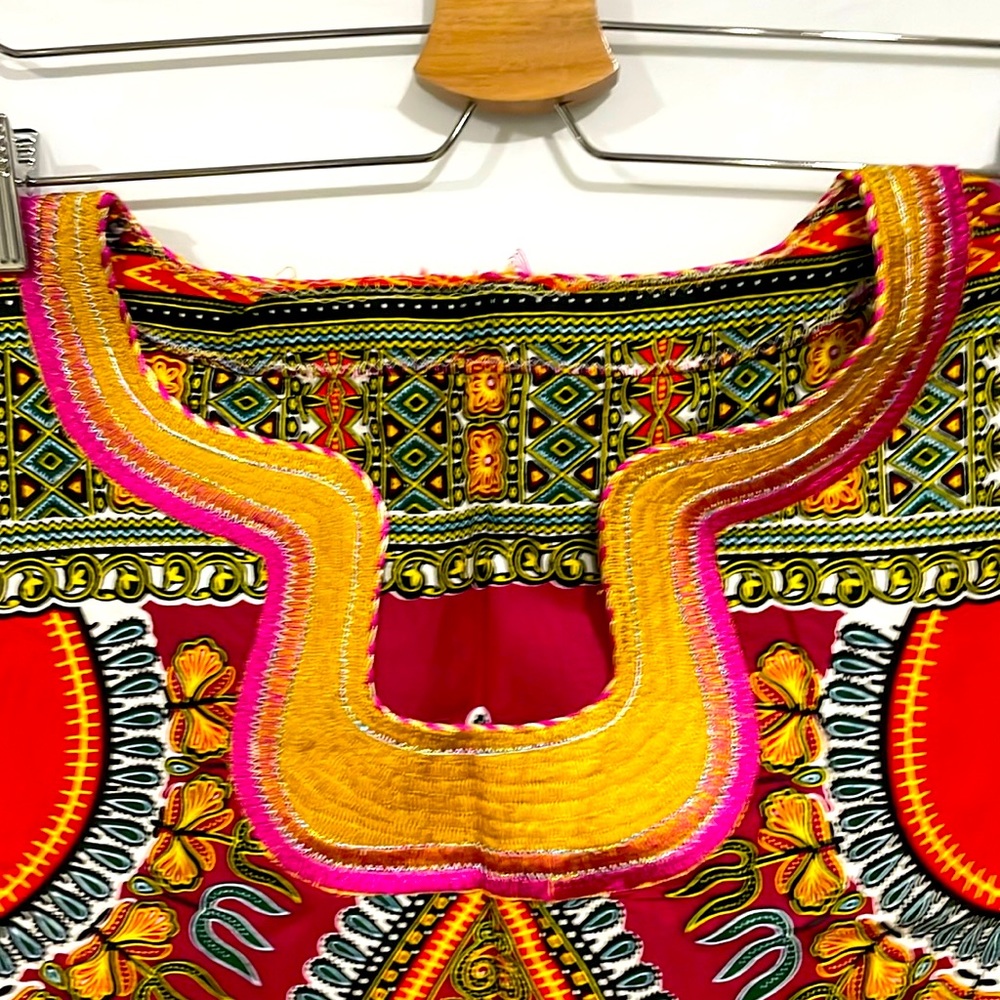 Dashiki dress
Free flowing 
Made with ankara cloth